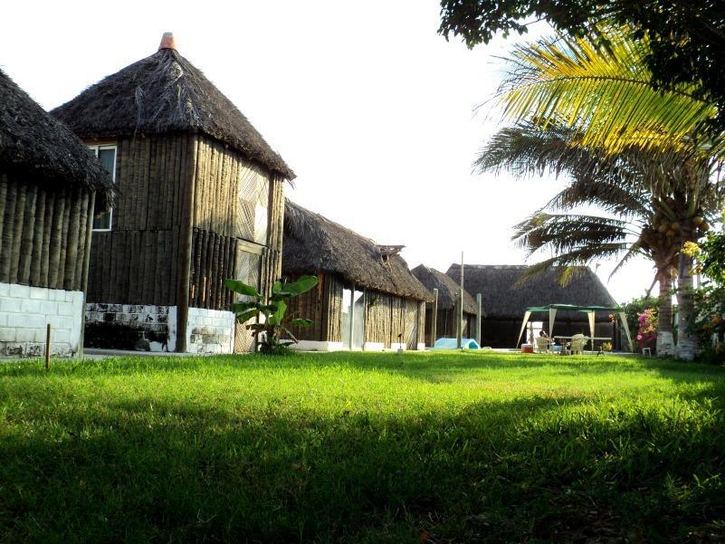 Cabanas Pie De La Cuesta Hotel Coyuca Екстериор снимка